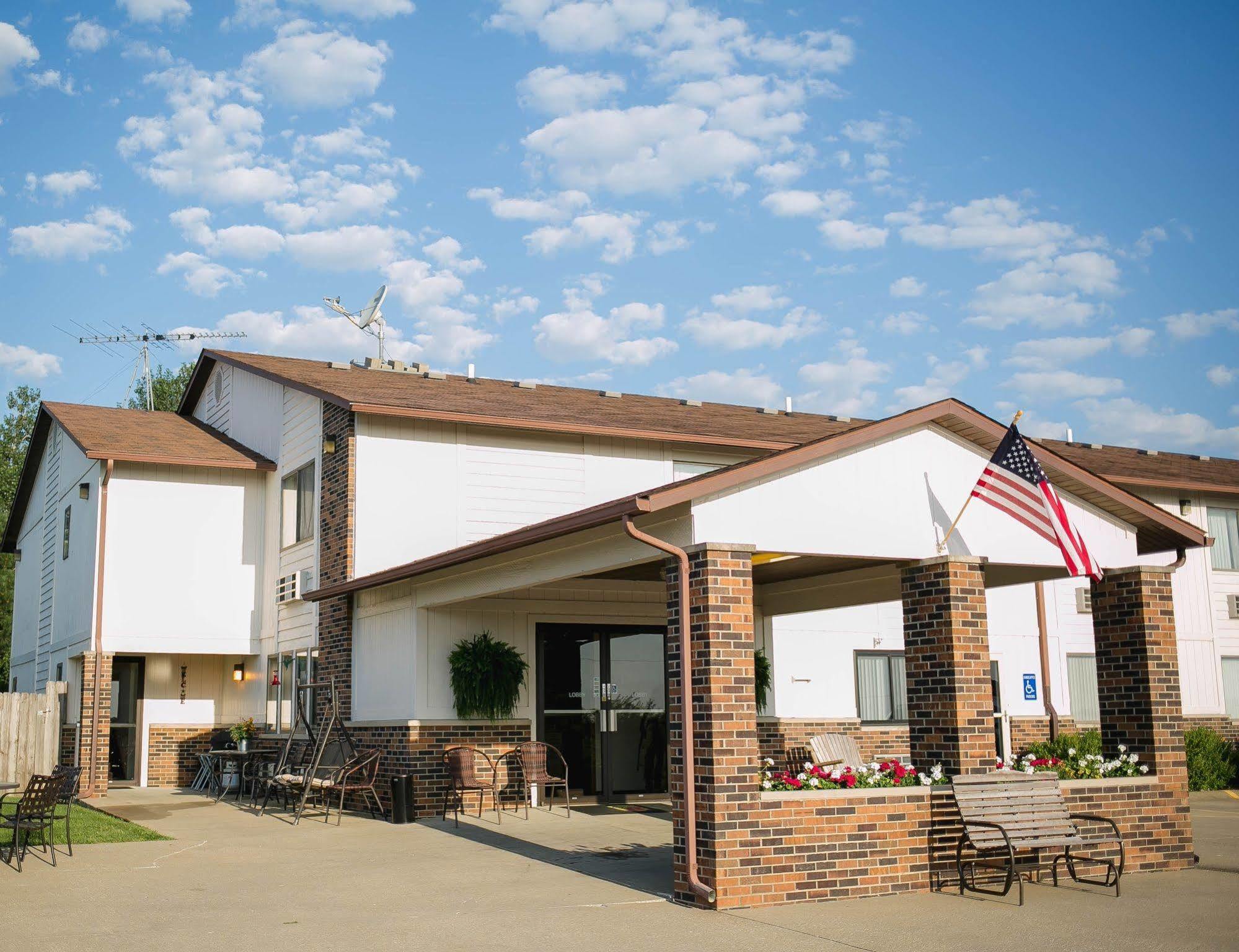 Covered Bridge Inn Winterset Exterior foto