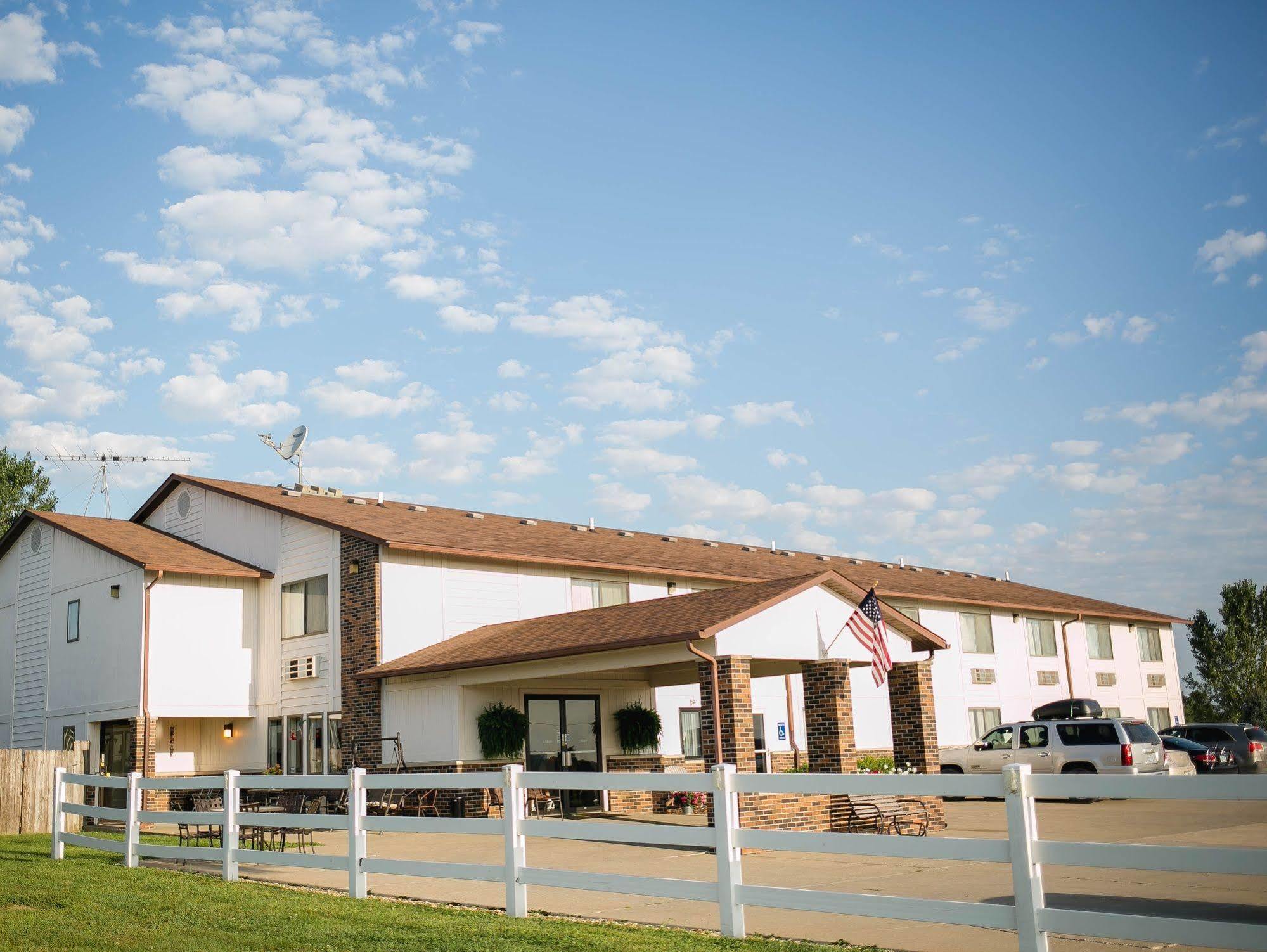 Covered Bridge Inn Winterset Exterior foto